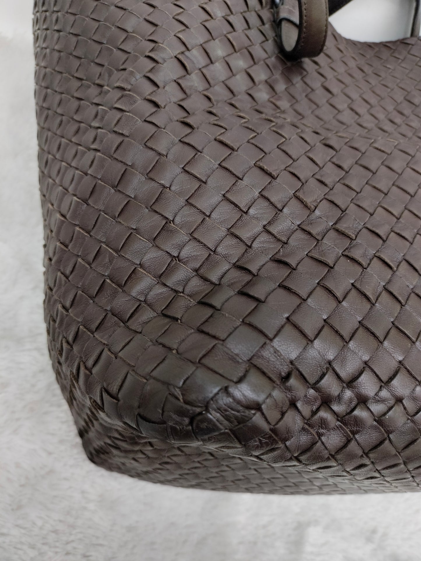 Bottega Veneta Cesta Shopper Tote Intrecciato Dark Brown