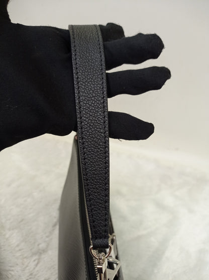 LV Marelle NM Epi Noir (CHIP)
