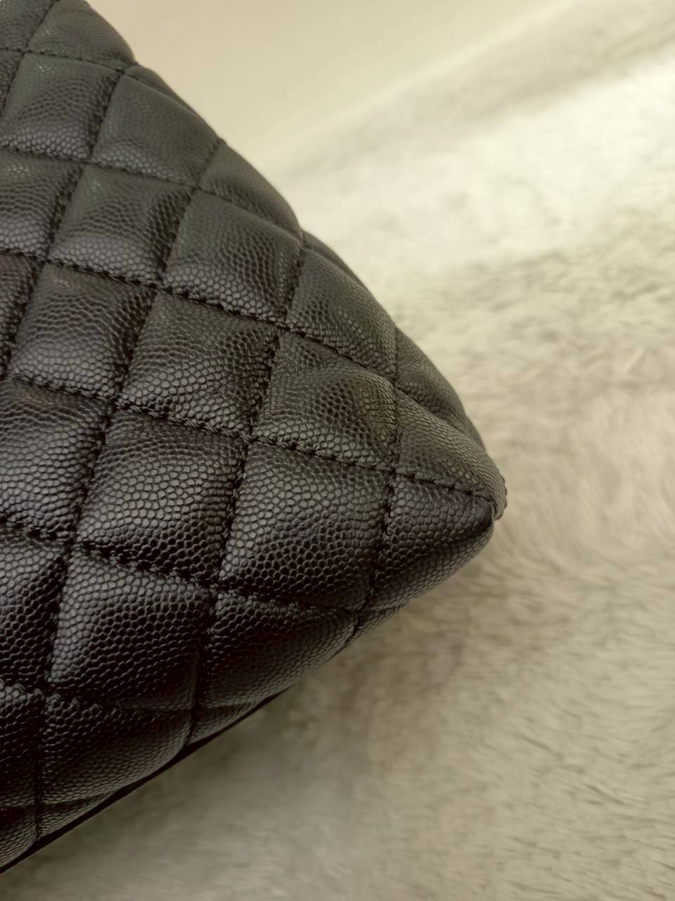 Chanel Coco Handle Large Caviar Black GHW #24