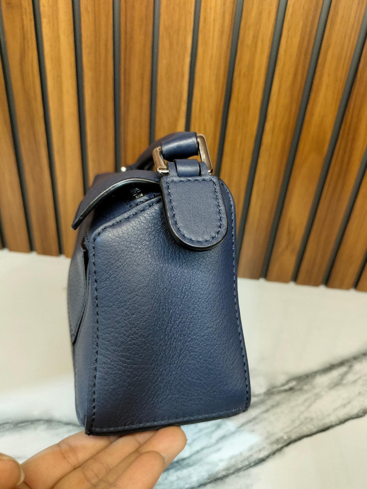 Loewe Puzzle Mini Grained Navy SHW 2020