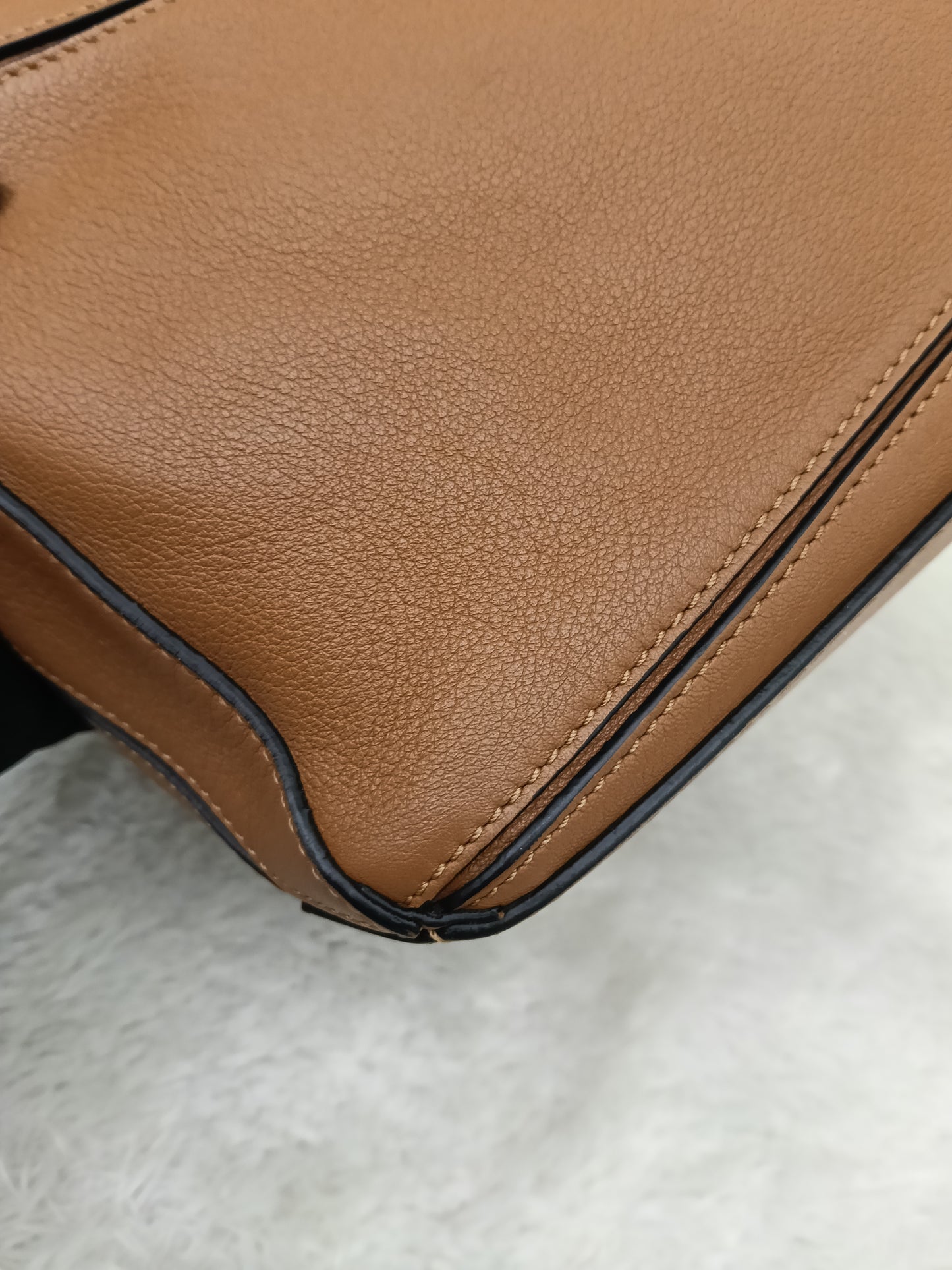 Loewe Puzzle Small Tan SHW 2018