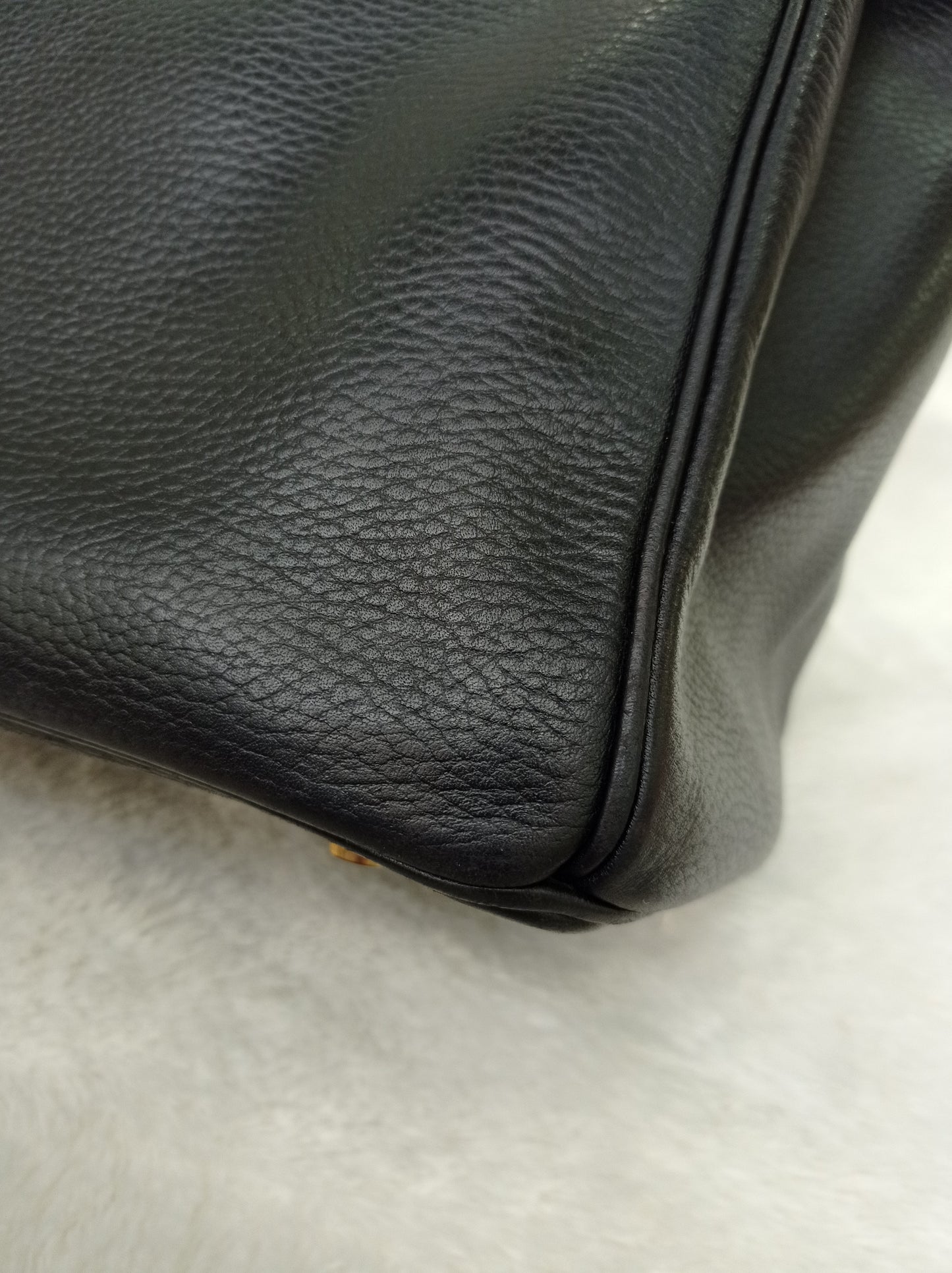 B35 Ardines Black GHW #F square