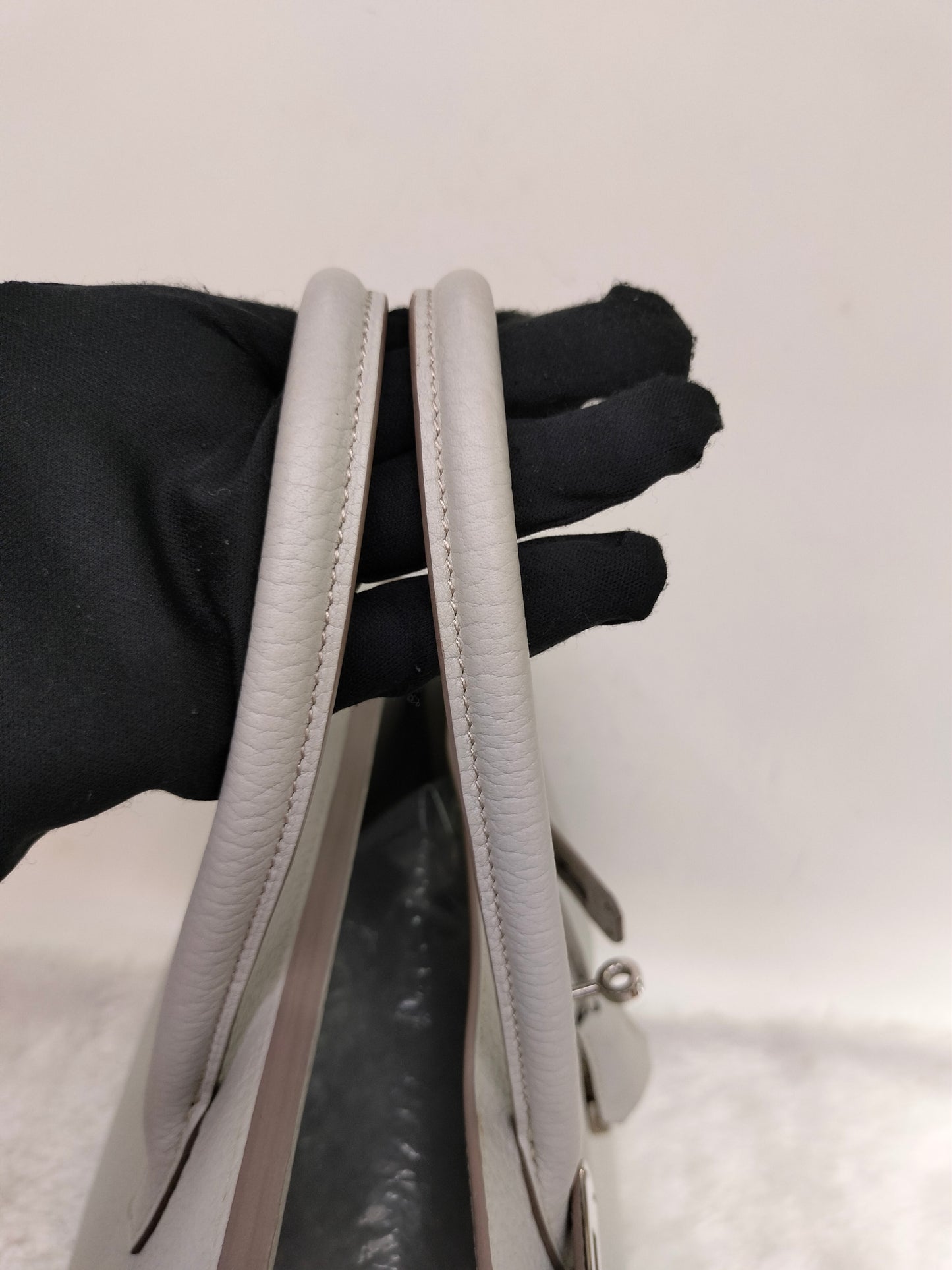 B35 Fjord Gris Perle PHW #Q square