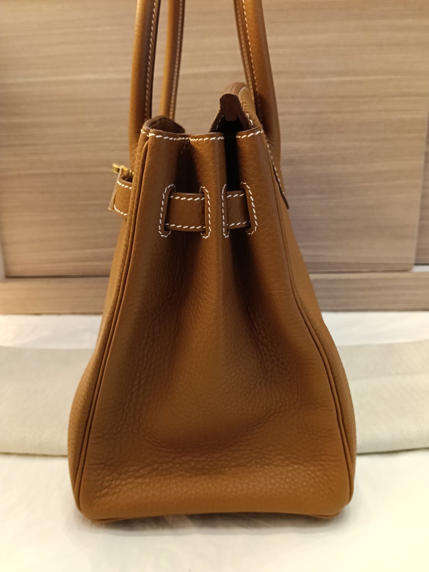 *Neverbeen Used* B30 Togo Gold GHW #B