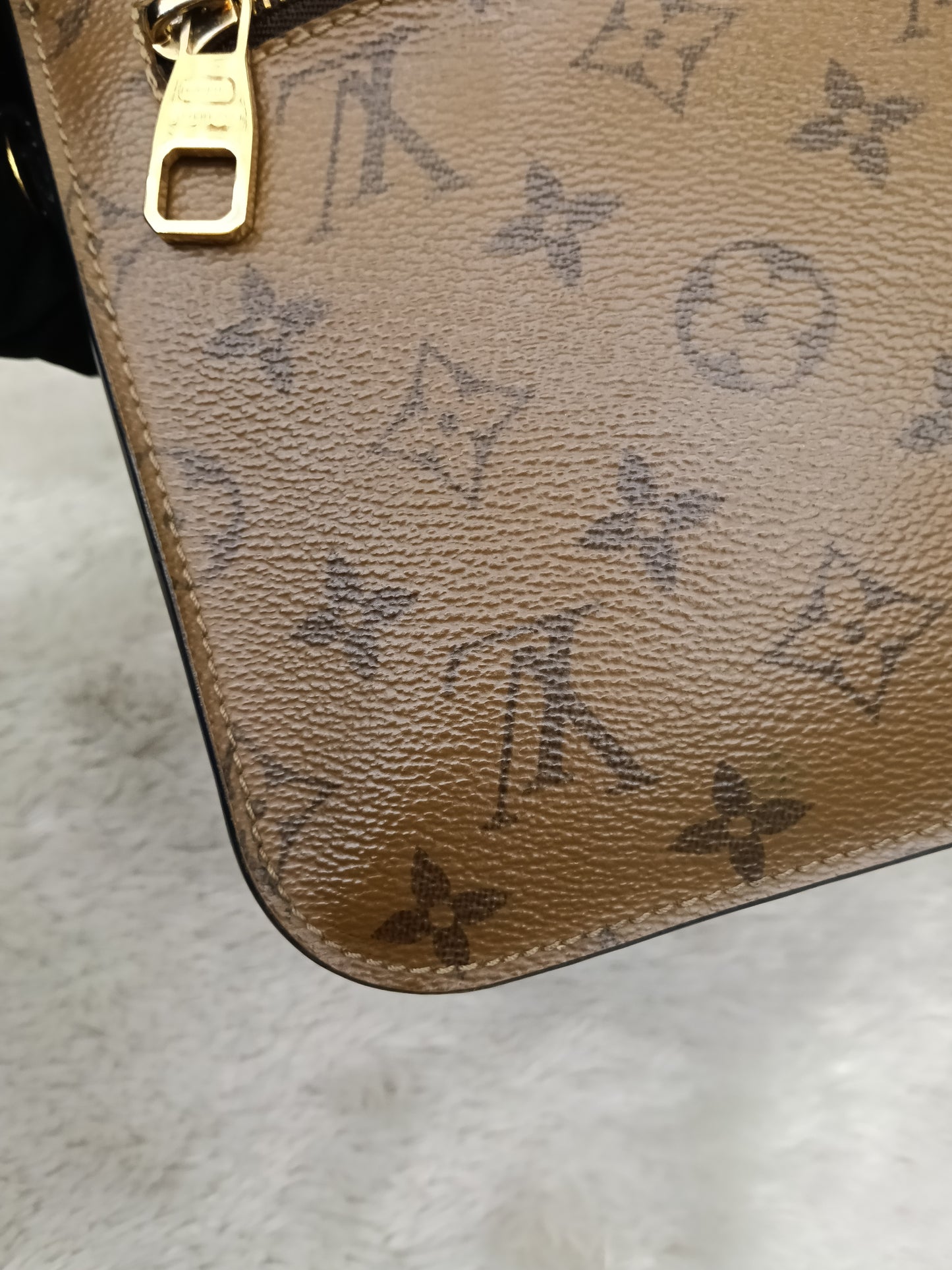 LV Metis Monogram Reverse 2018