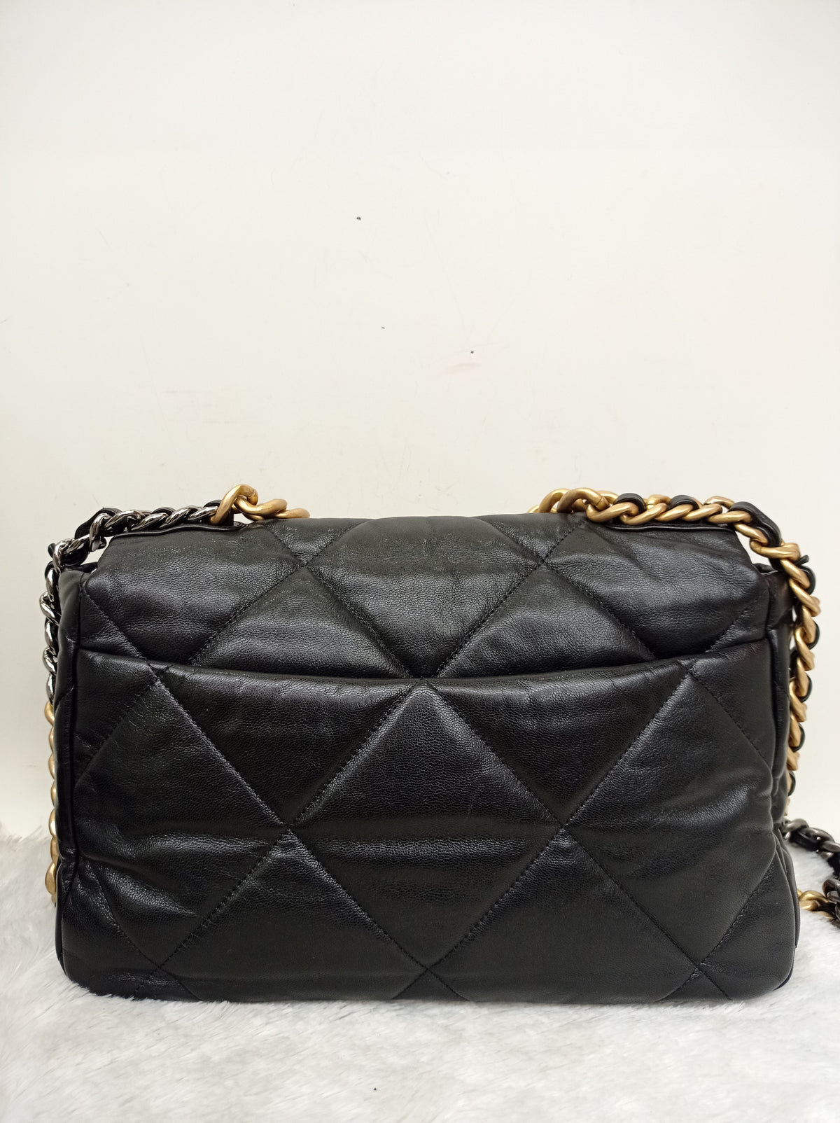 Chanel C19 Medium Lamb Black GHW #29