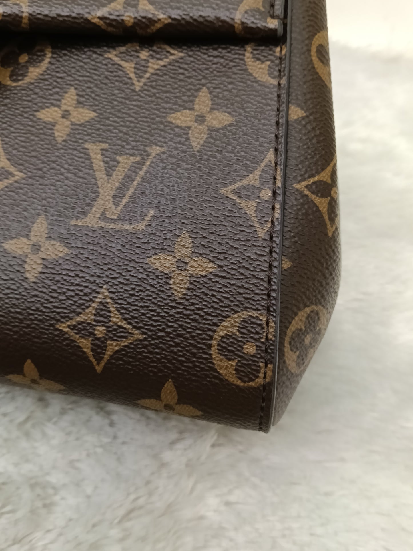 LV Clunny BB Monogram Bordeaux Fuchsia 2018
