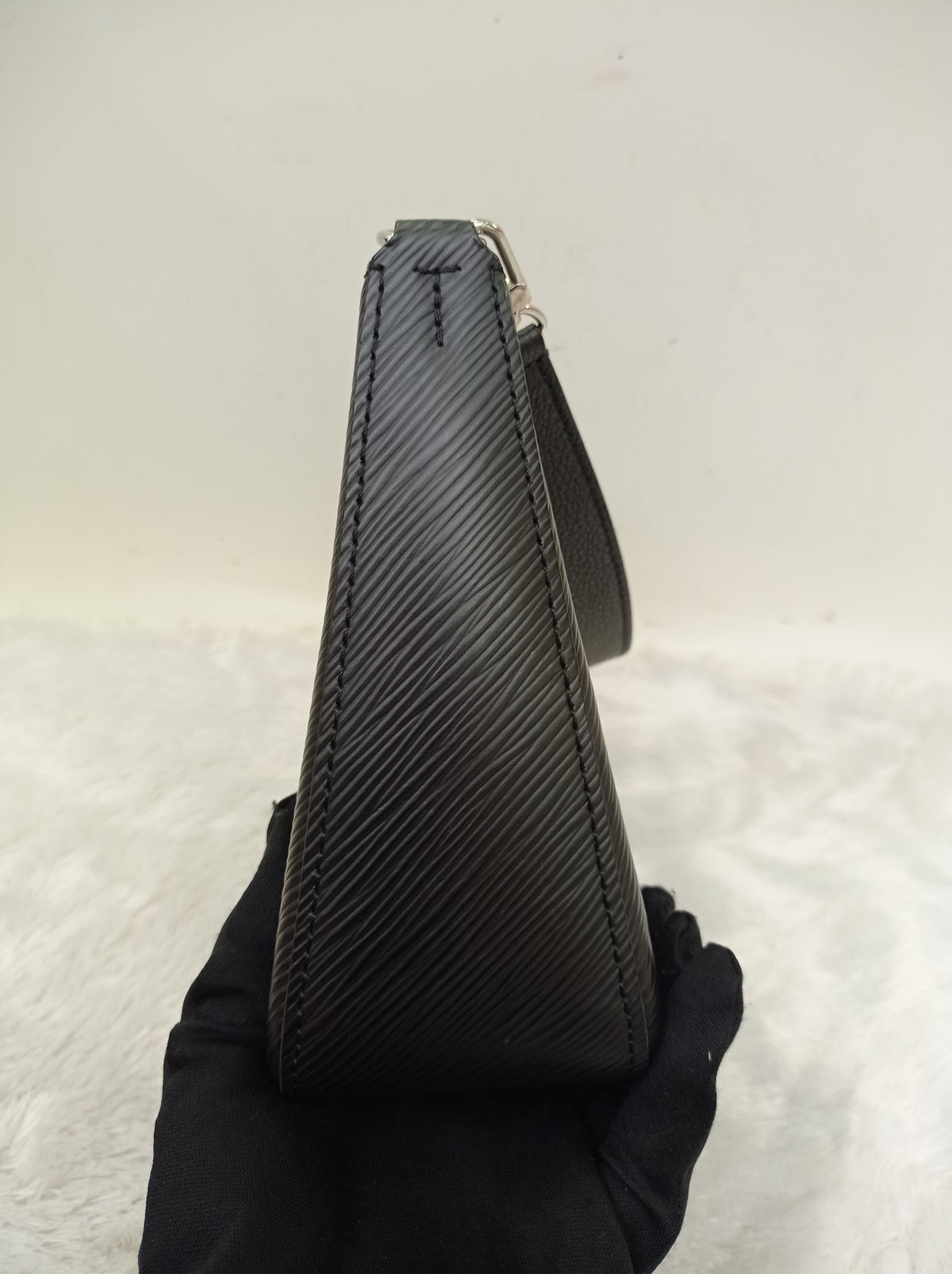 LV Marelle NM Epi Noir (CHIP)