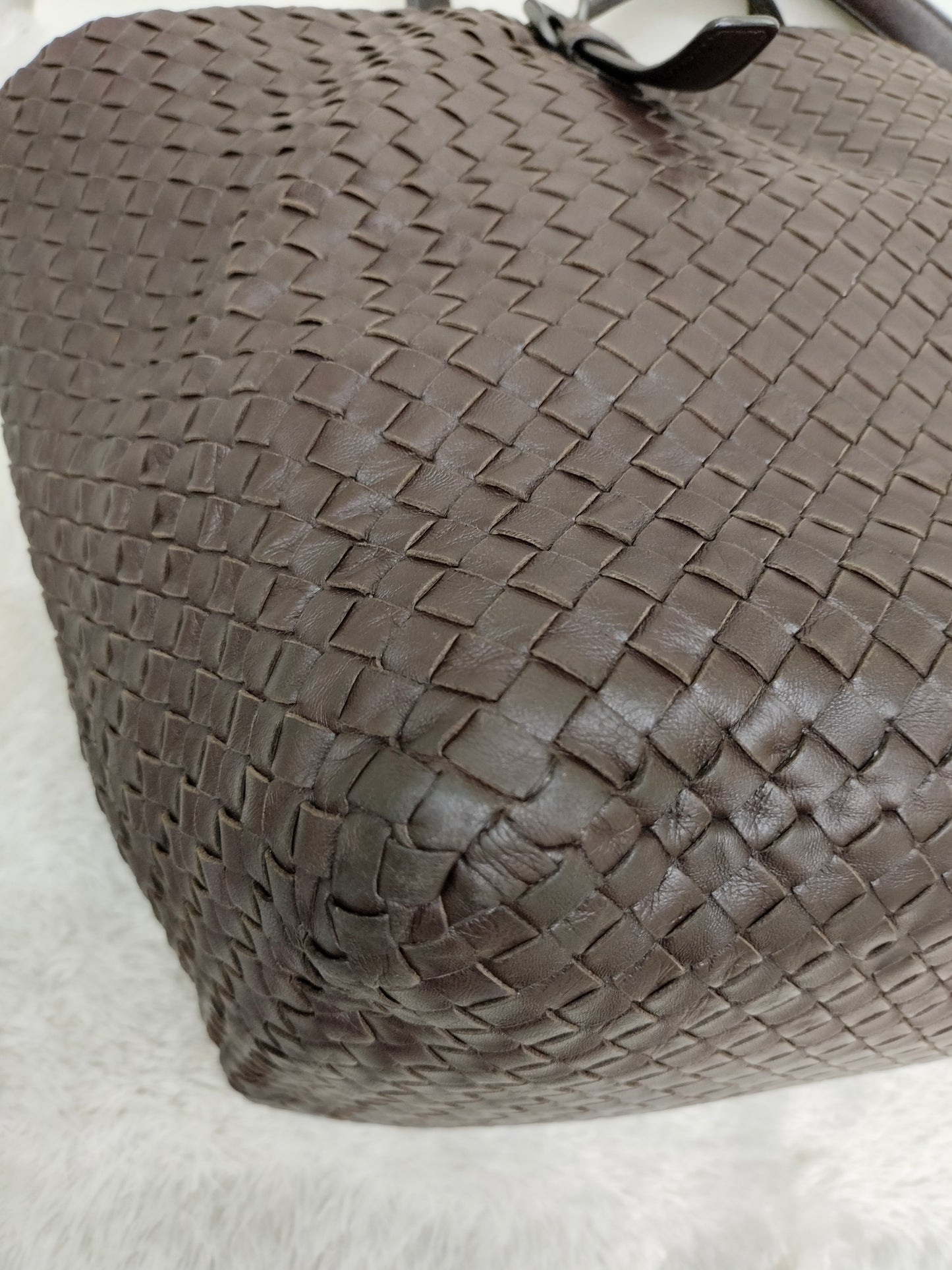 Bottega Veneta Cesta Shopper Tote Intrecciato Dark Brown