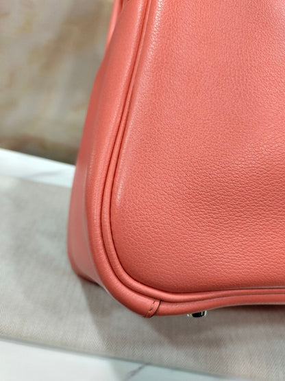Lindy 30 Evercolour Flamingo PHW #R square
