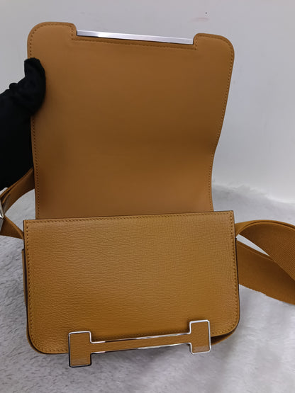 Hermes Geta Chevre Mysore Sangle Caramel PHW #B