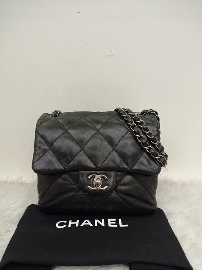 Chanel Accordion Flap Mini Lamb Black SHW #18