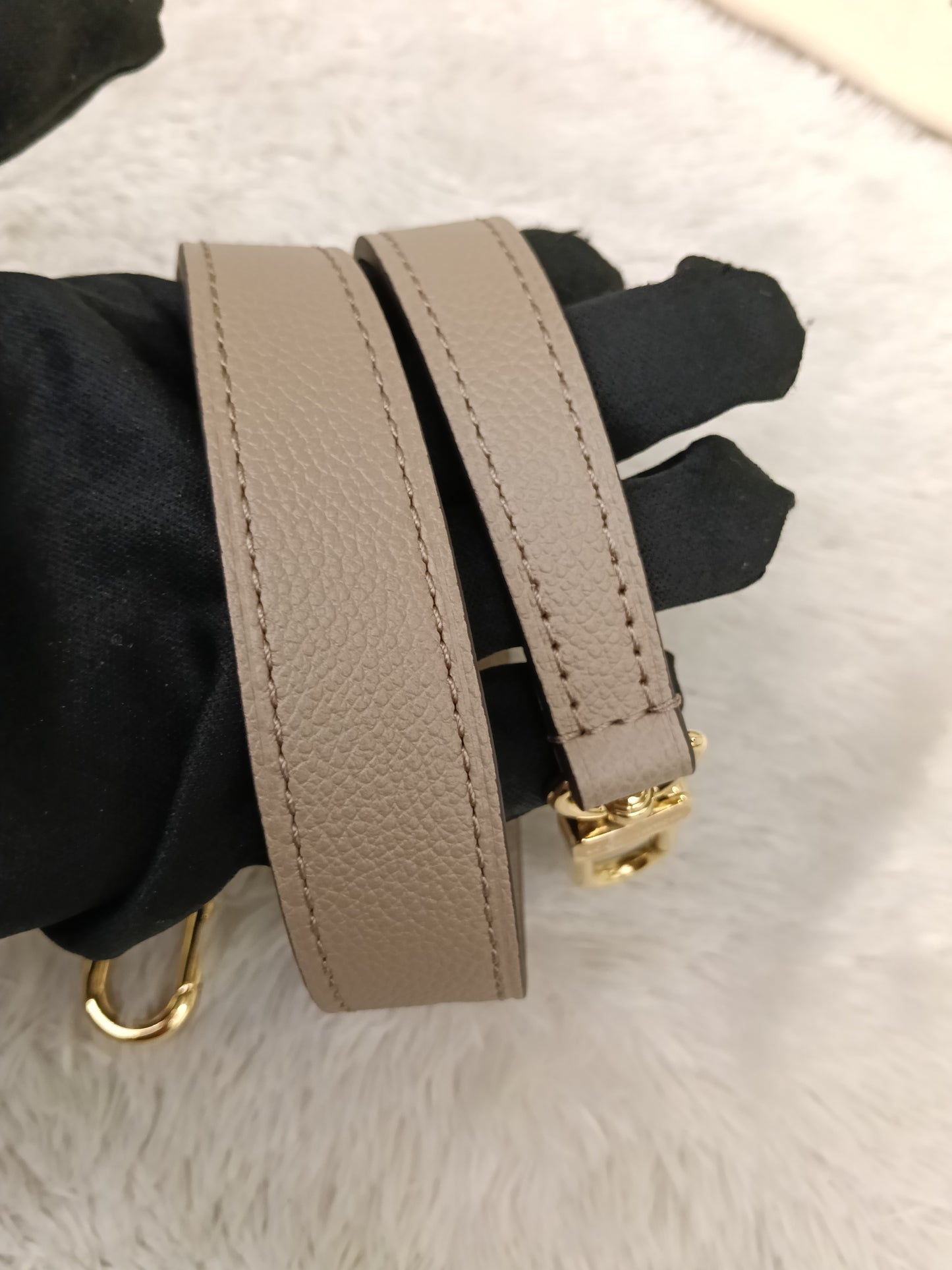 LV Diane PM ST NM Monogram Empreinte Giant Tourterelle Creme 2025 (CHIP)