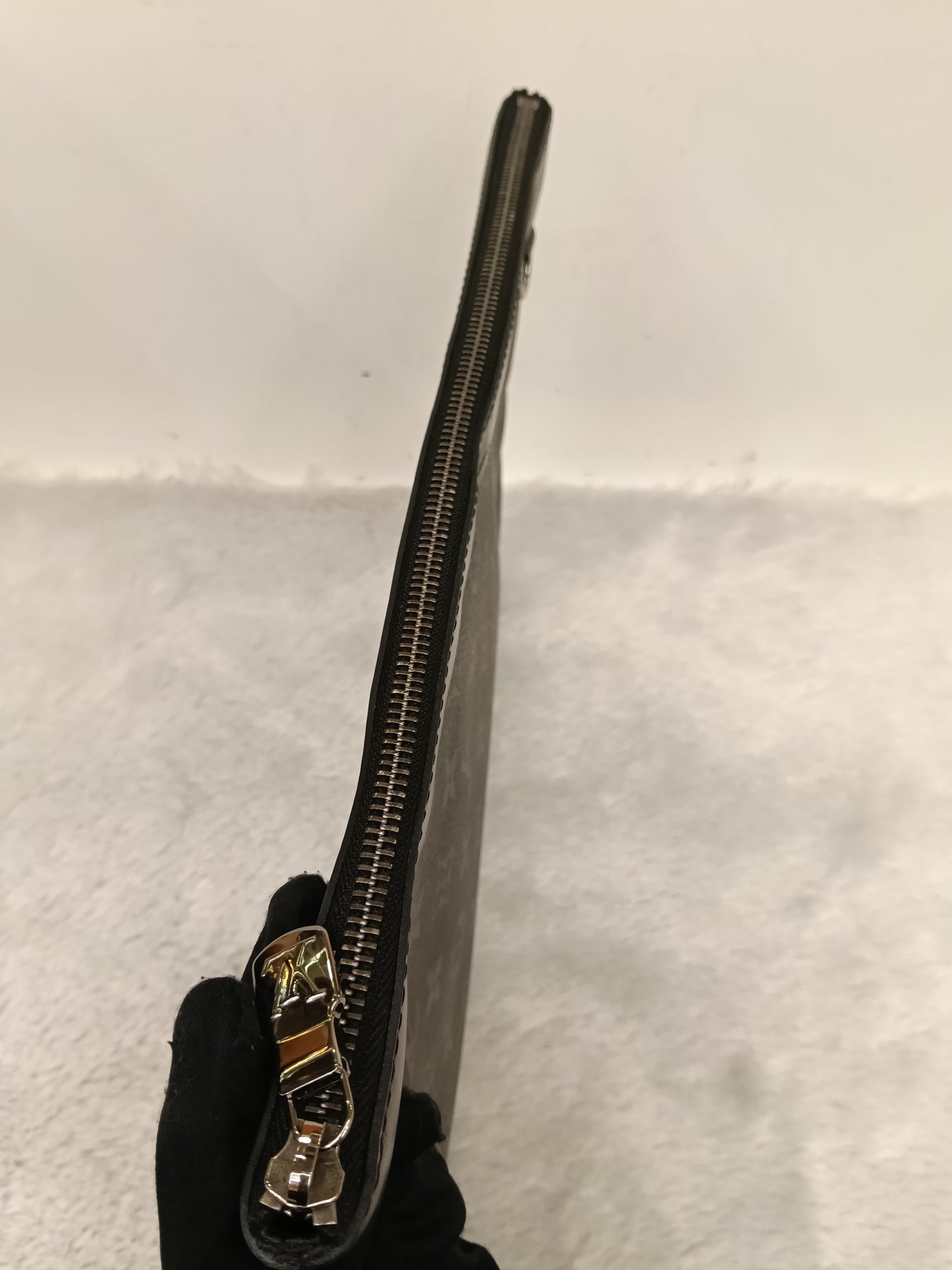 LV Pochette Discovery GM Monogram Eclipse 2019