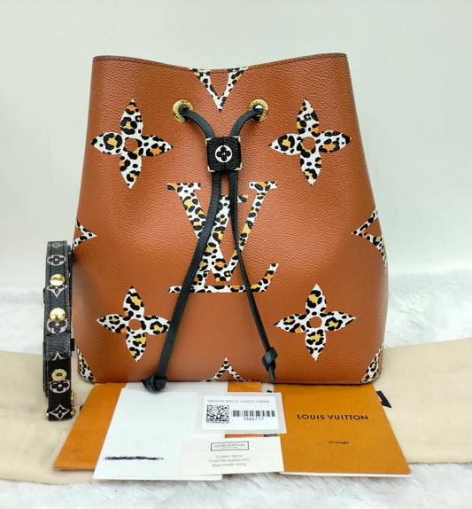 LV Neo Noe Monogram Giant Jungle Leopard Caramel 2019