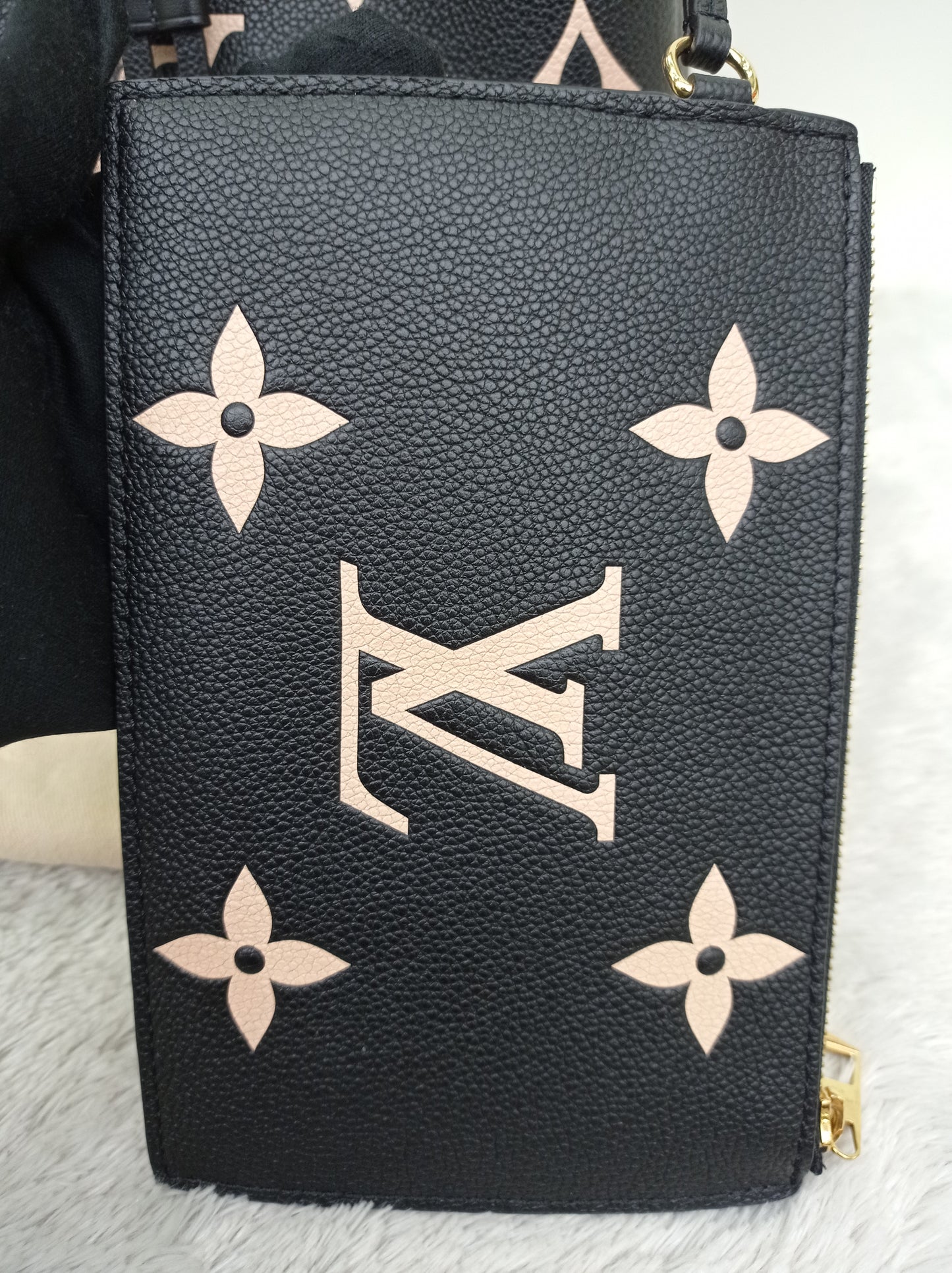 LV Neo Noe MM Monogram Empreinte Noir Creme (CHIP)