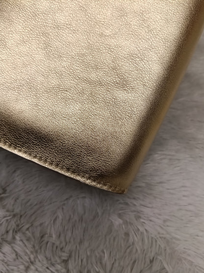 LV Pouch Louise EW Cuir Dore 2015