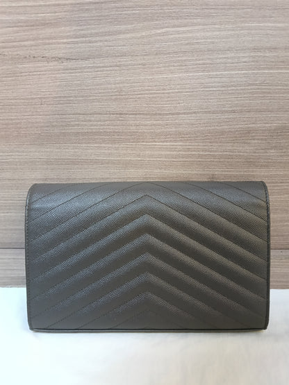 YsL WOC 22 Matelasse Monogramme Grained Grey SHW 2018