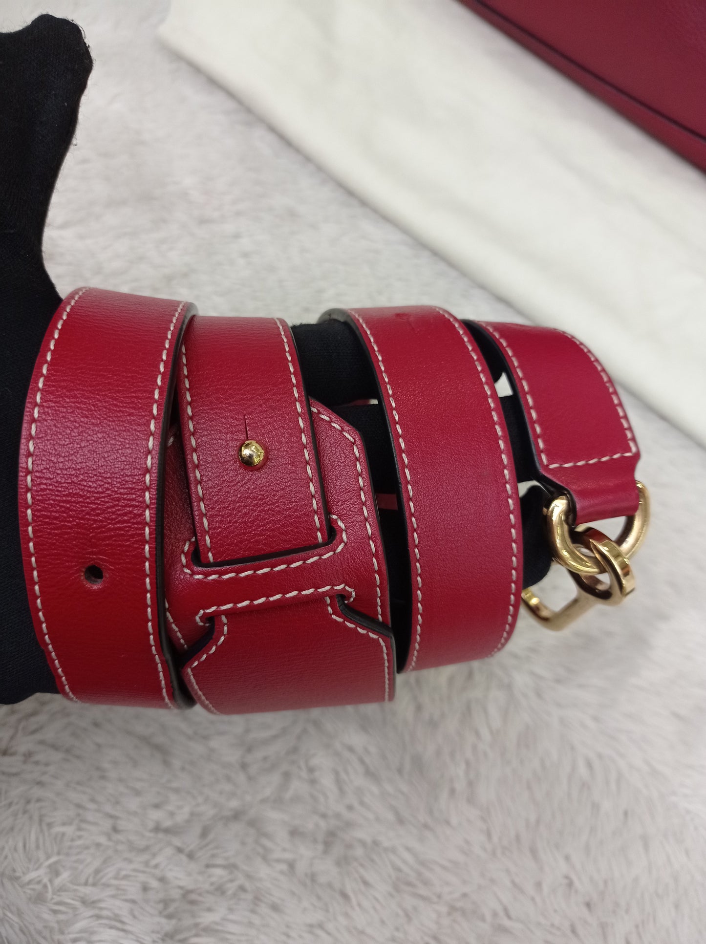 Loewe Puzzle Medium Grained Raspberry GHW 2017