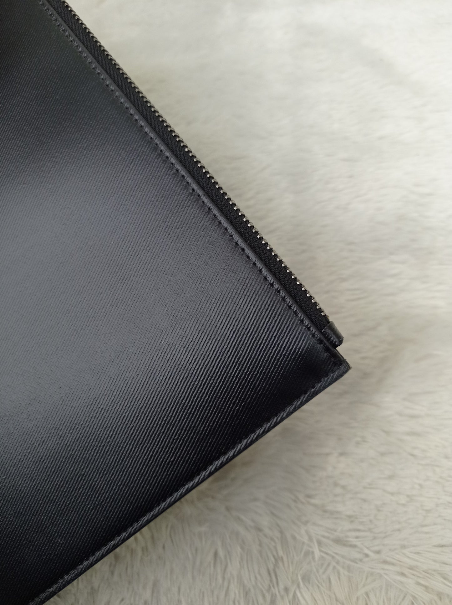 Givenchy 4G Large Pouch with Zip Wrist Strap Black SHW 2018