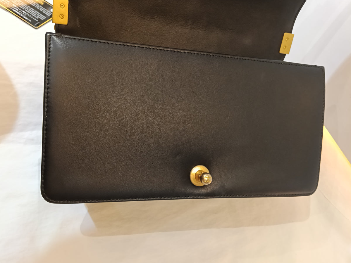 Chanel Boy 25 Crumpled Goatskin Black Gold GHW #26