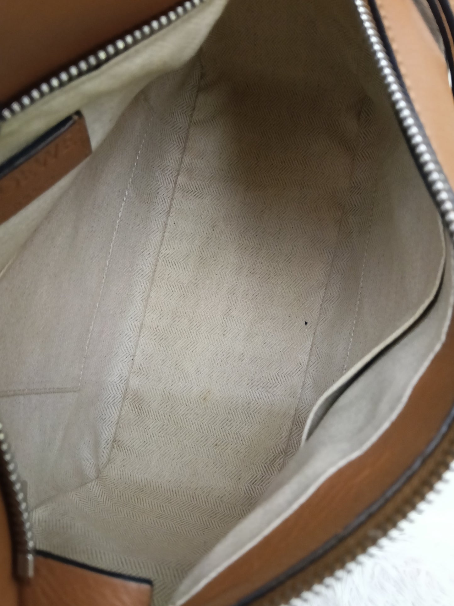 Loewe Puzzle Small Tan SHW 2018