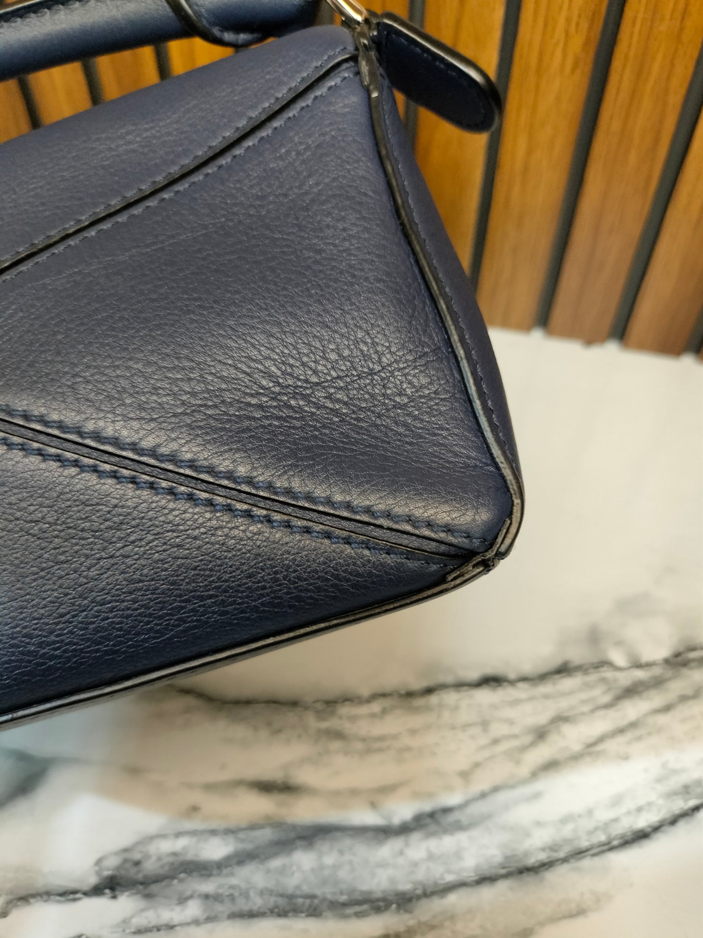 Loewe Puzzle Mini Grained Navy SHW 2020