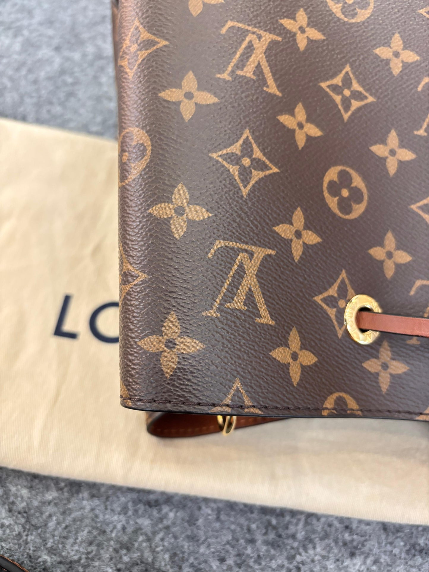 LV Neo Noe MM Monogram Caramel (CHIP)