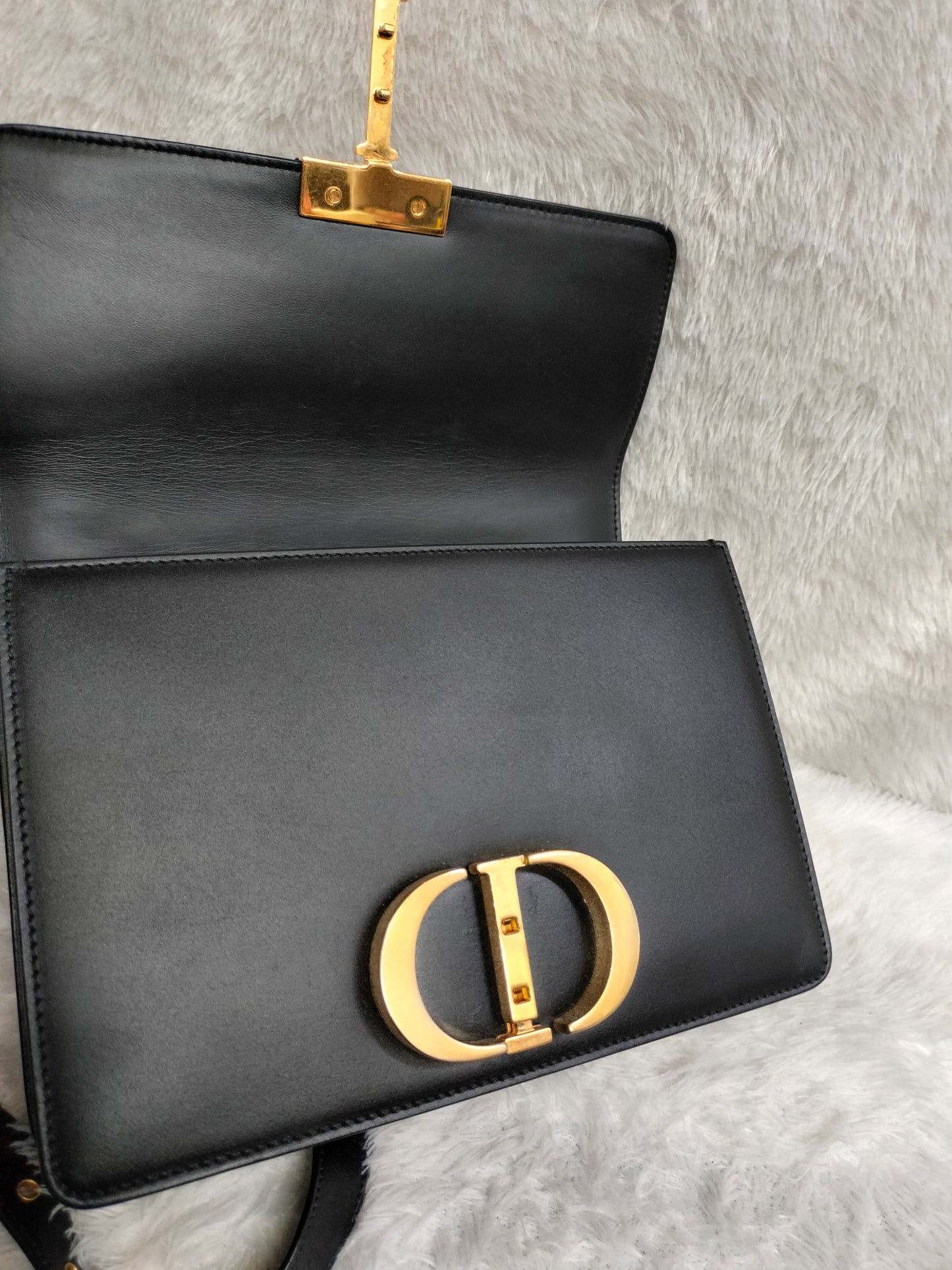 Dior Montaigne Medium Black GHW 2020