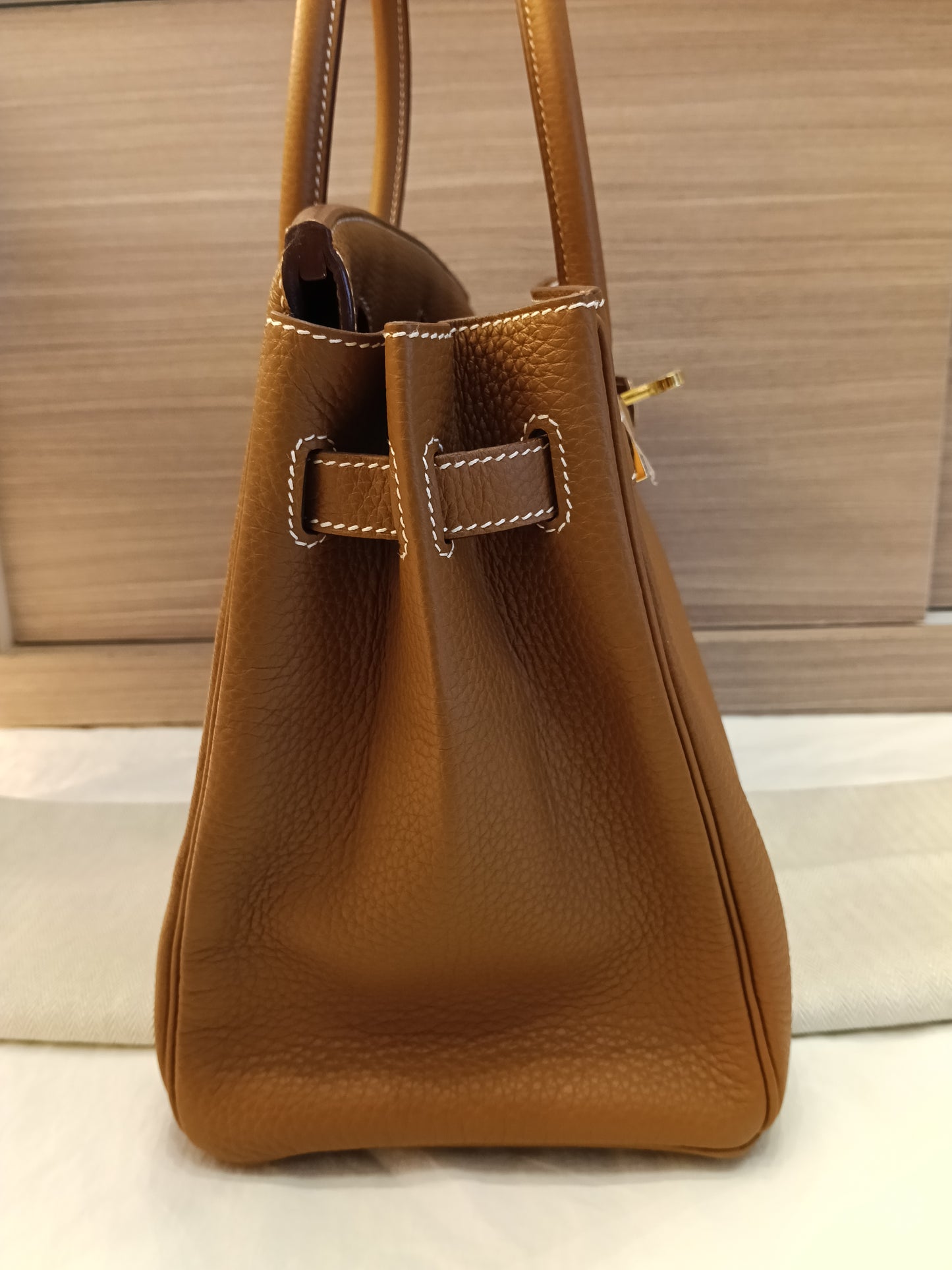 *Neverbeen Used* B30 Togo Gold GHW #B