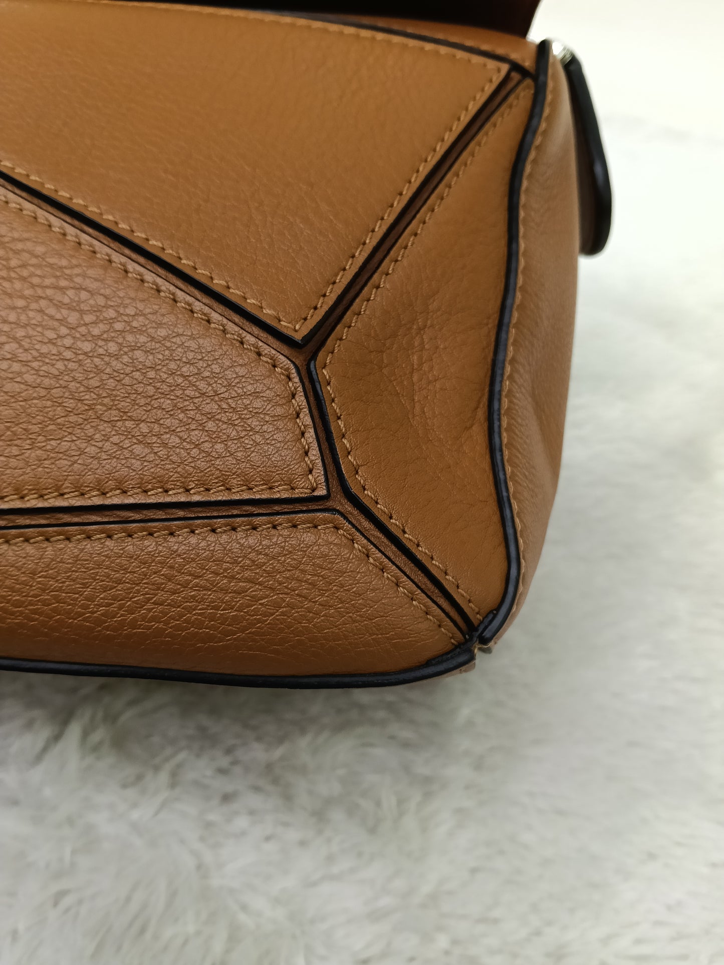 Loewe Puzzle Small Tan SHW 2020