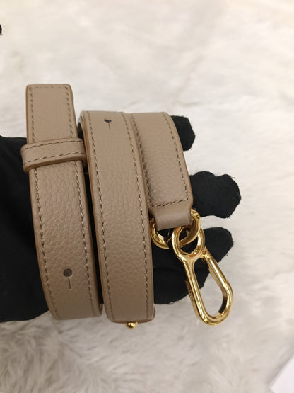 Loewe Puzzle Small Edge Grained Sand GHW 2023