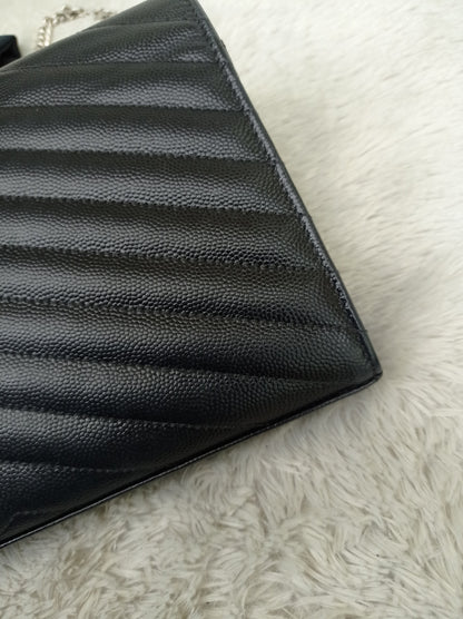 YsL WOC 22 Matelasse Monogramme Grained Black SHW 2018