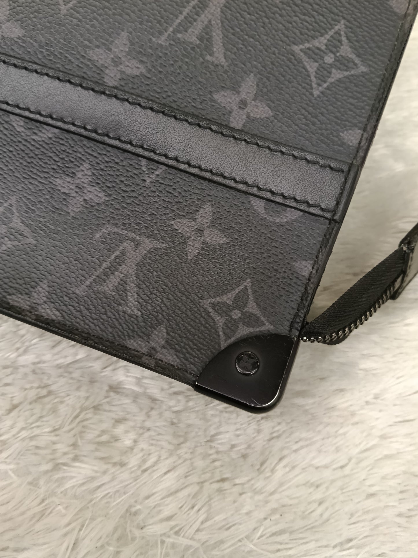 LV Pochette Trunk Monogram Eclipse (CHIP)