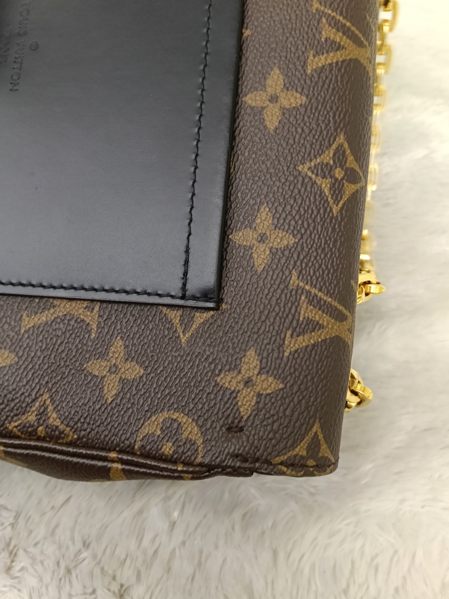 LV Marceau NM Monogram Noir (CHIP)
