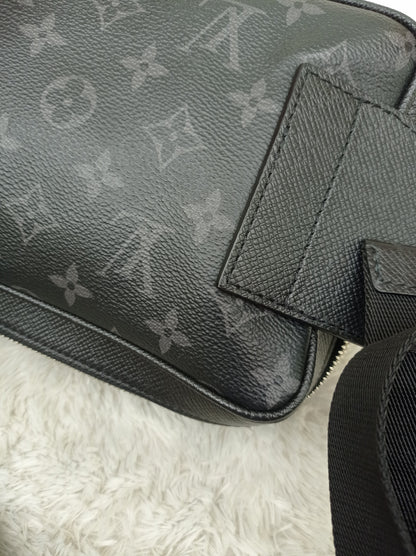 LV Outdoor Bumbag Taigarama Monogram Noir 2019