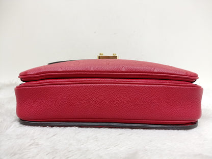 LV Metis Empreinte Cerise 2018