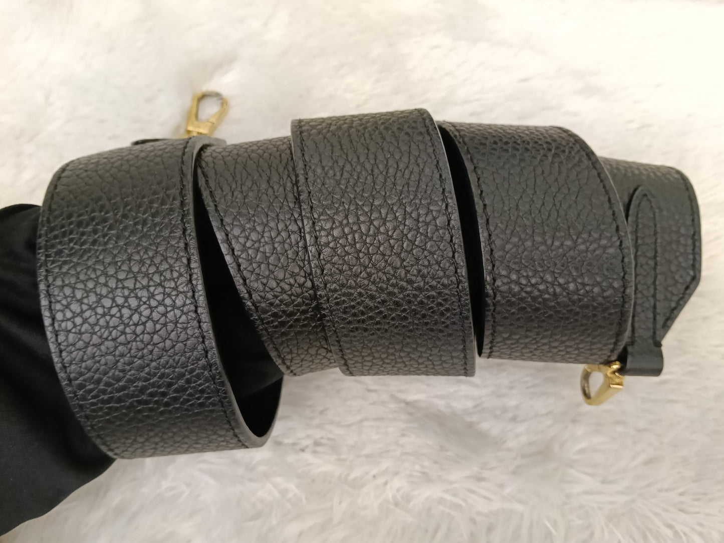 LV Capucines Mini Taurillon Black 2020