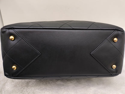 Chanel Chain Shopping Tote Calfskin Black GHW 2023 (CHIP)