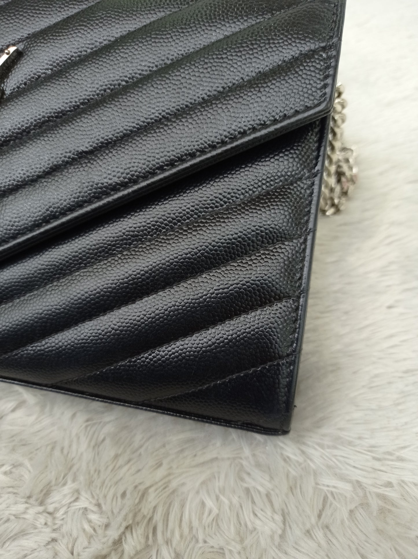 YsL WOC 22 Matelasse Monogramme Grained Black SHW 2018