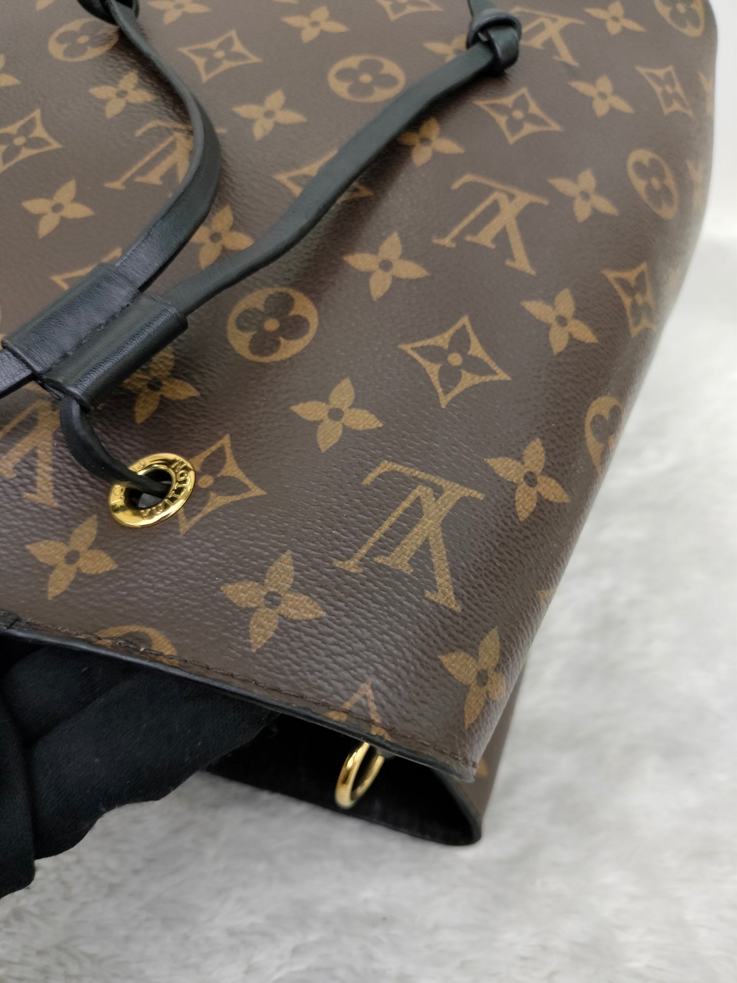 LV Neo Noe Monogram Noir 2017