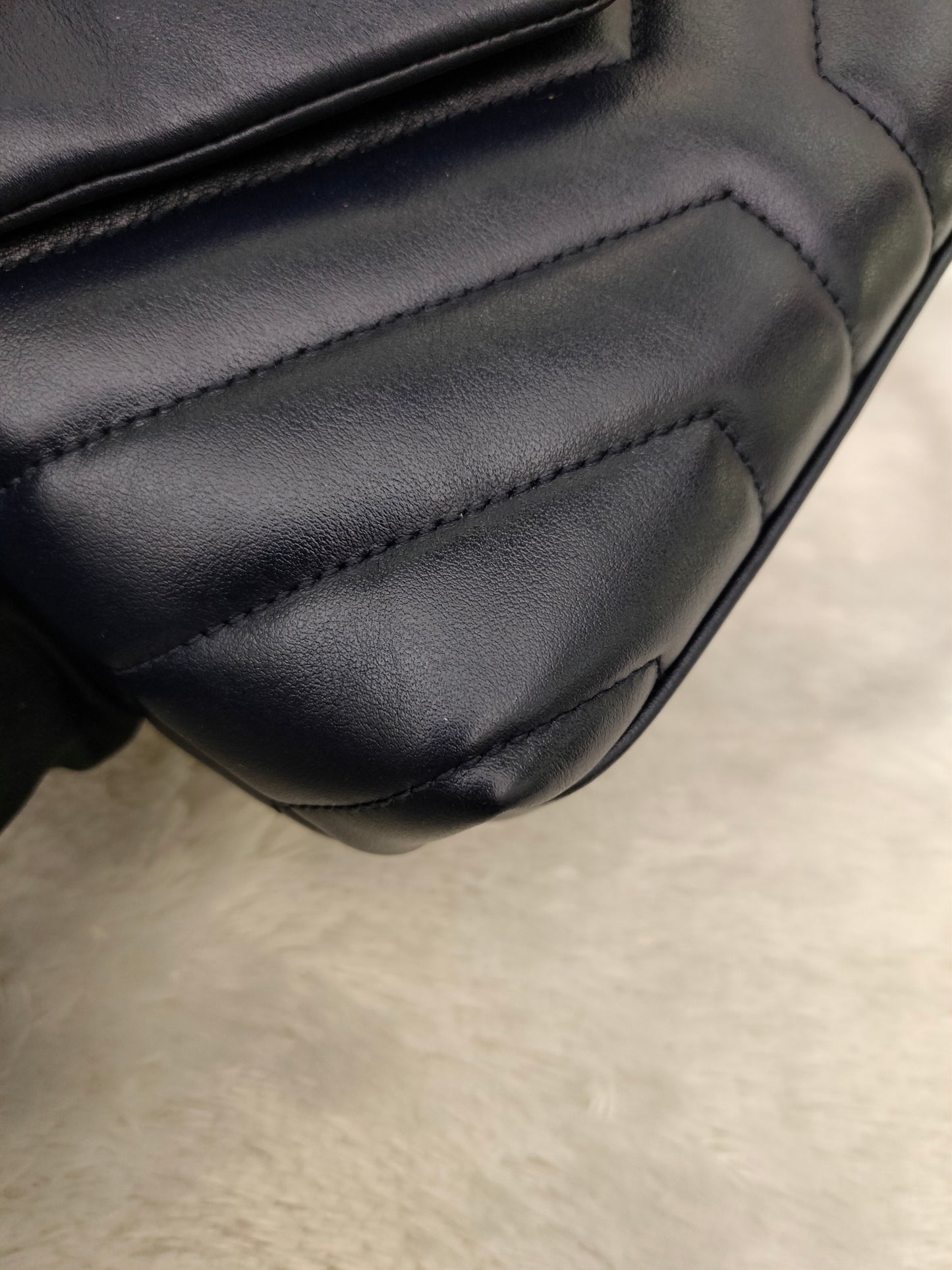 YsL Lou Lou Toy Lamb Navy SHW 2017