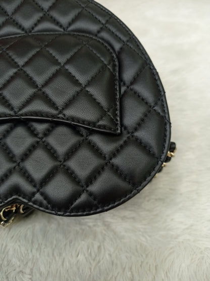 *NEW* Chanel 22S Large Heart Bag Lamb Black LGHW 2025 (CHIP)
