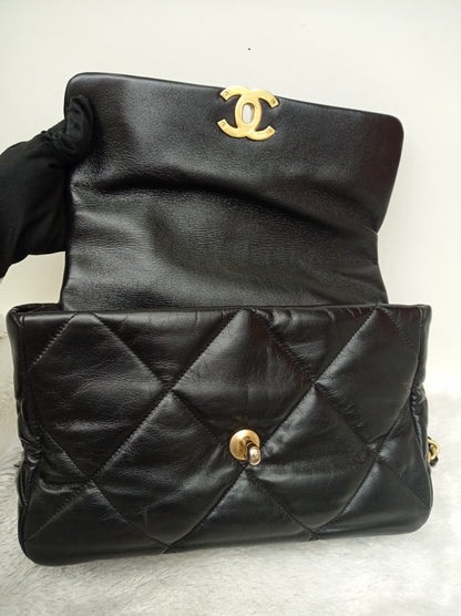 Chanel C19 Medium Lamb Black GHW #29