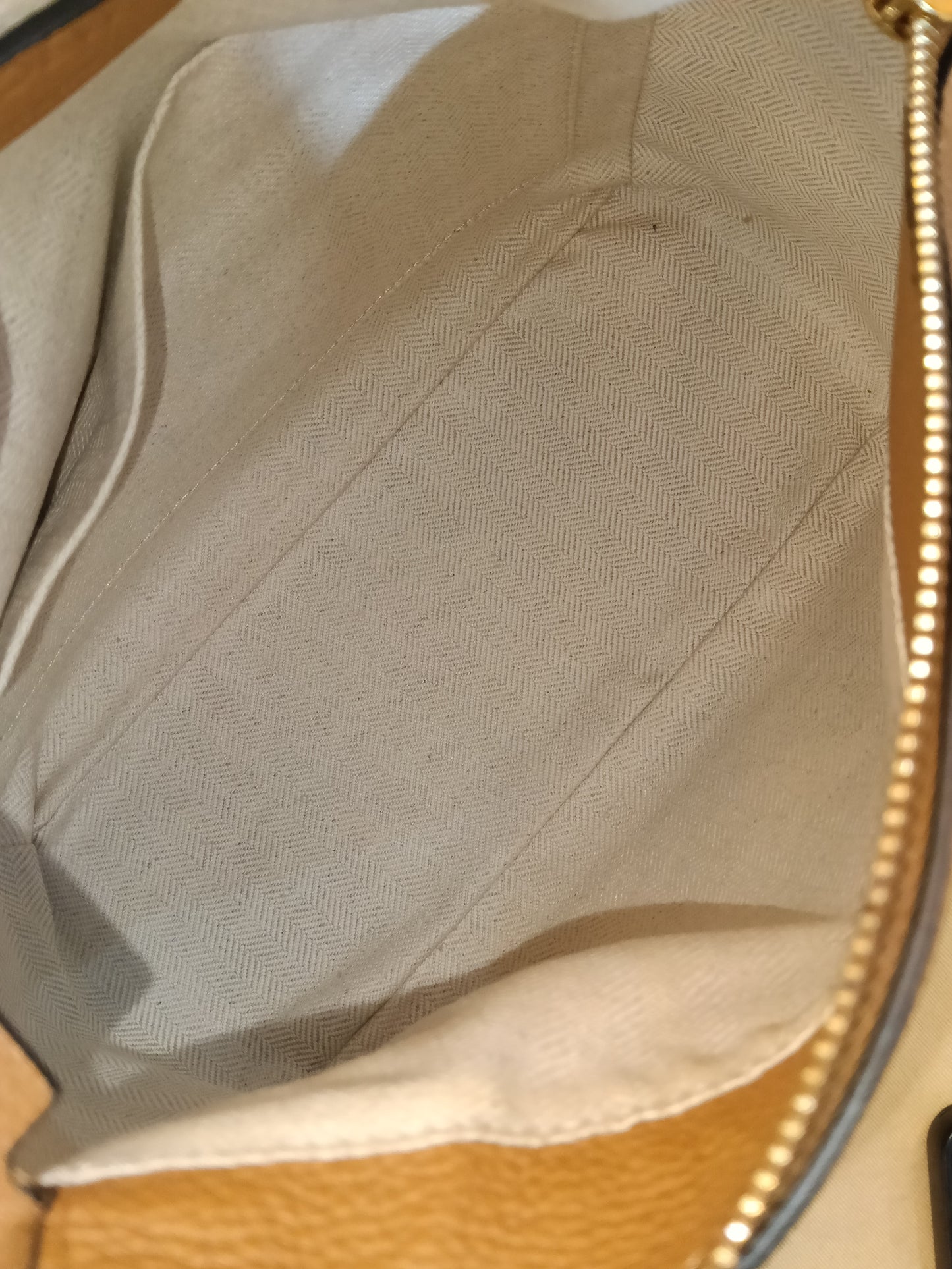 Loewe Puzzle Small Grained Caramel GHW 2021
