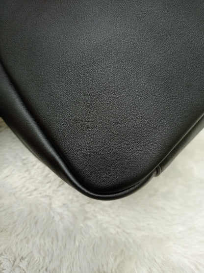 YsL Le 5 A 7 Supple Small Calfskin Black GHW 2024