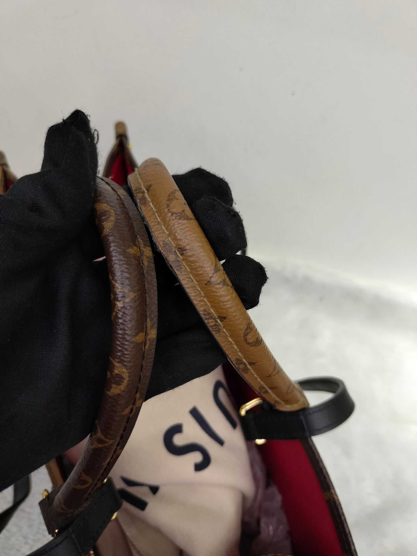 LV OTG MM Monogram Reverse (CHIP)