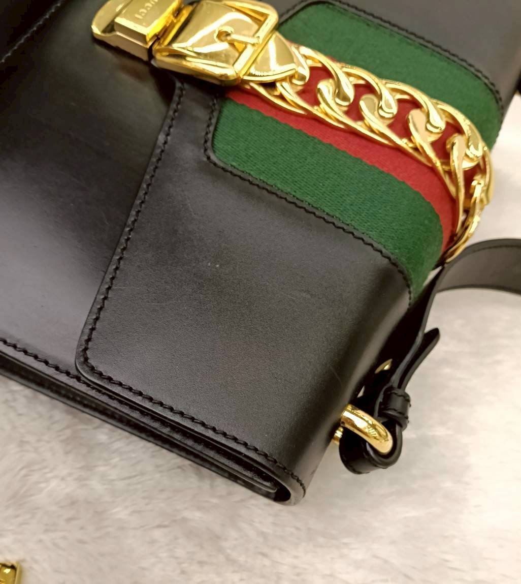Gucci Sylvie Small Web Calfskin Black GHW