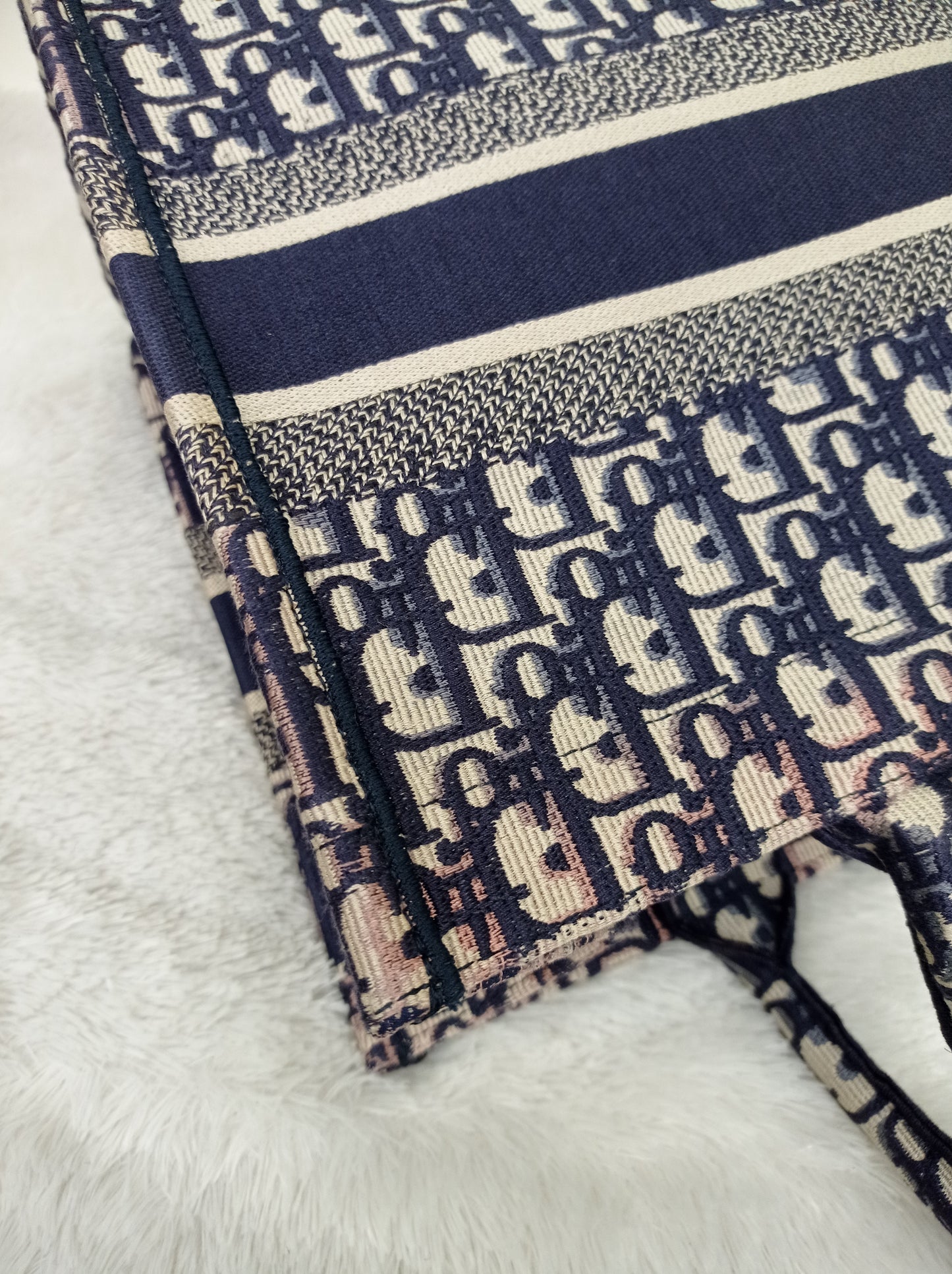 Dior Tote Book Medium Oblique Navy 2019