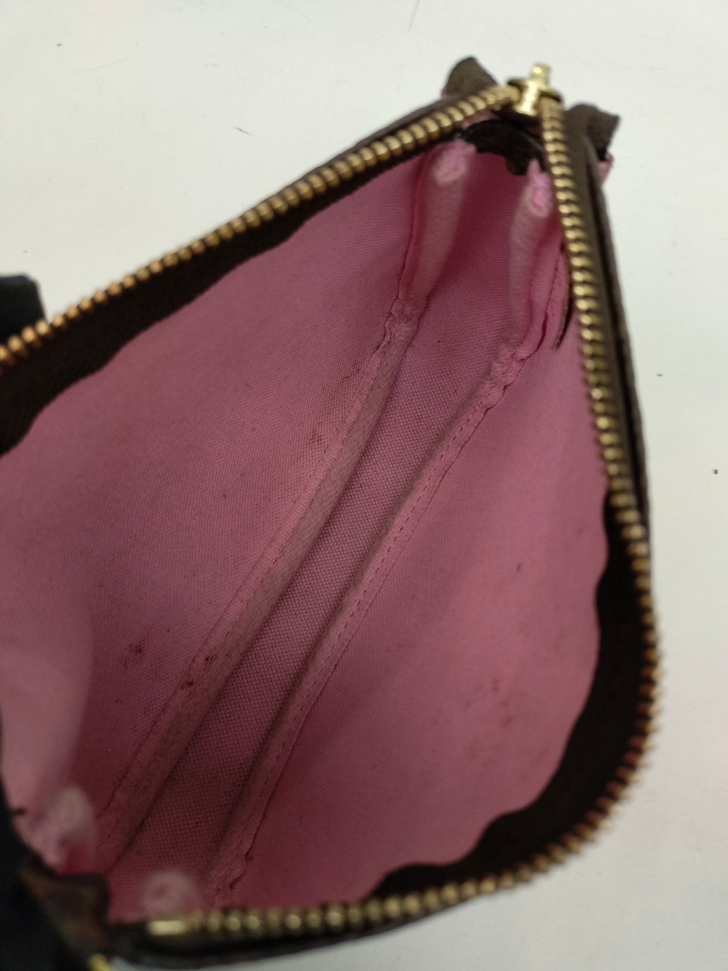 LV Mini Pochette Vivienne Holiday Monogram 2022